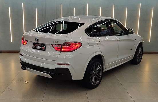 BMW-X4-2015