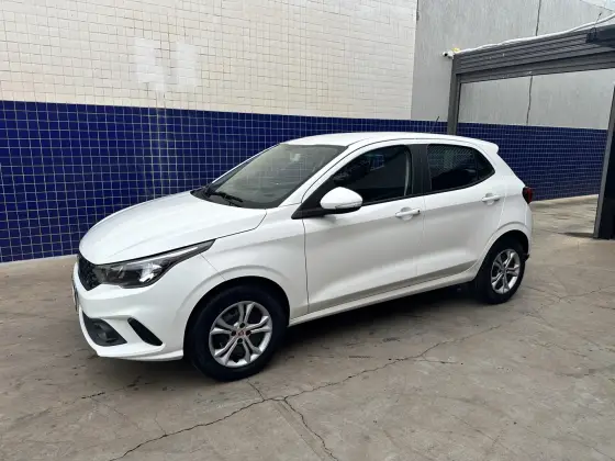 FIAT ARGO 1.0 FIREFLY FLEX DRIVE MANUAL FIAT ARGO 1.0 FIREFLY FLEX DRIVE MANUAL