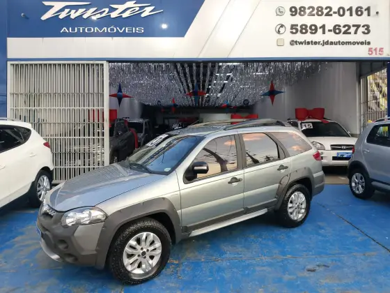 FIAT PALIO 1.8 MPI ADVENTURE WEEKEND 16V FLEX 4P AUTOMATIZADO