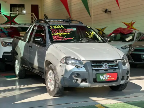 FIAT STRADA 1.8 MPI ADVENTURE CE 16V FLEX 2P MANUAL