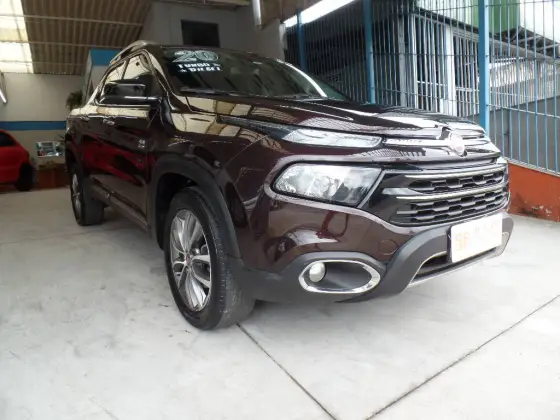 FIAT TORO 2.0 16V TURBO DIESEL VOLCANO 4WD AT9 FIAT TORO 2.0 16V TURBO DIESEL VOLCANO 4WD AT9