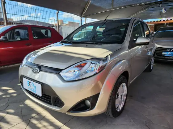 FORD FIESTA 1.6 ROCAM HATCH 8V FLEX 4P MANUAL