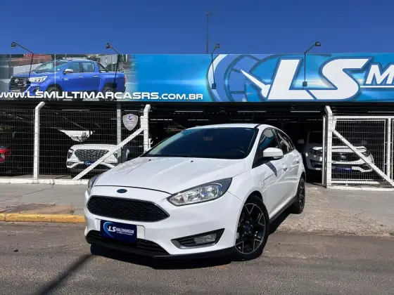 FORD FOCUS 2.0 SE FASTBACK 16V FLEX 4P POWERSHIFT