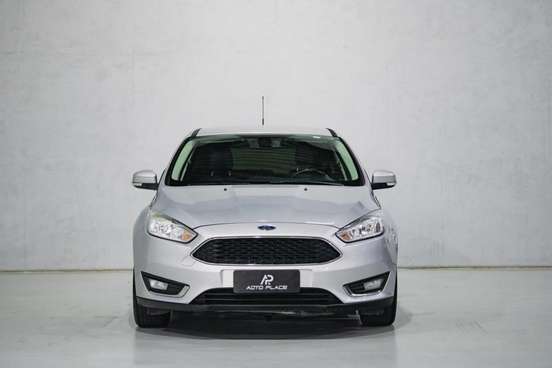 FORD-FOCUS-2017