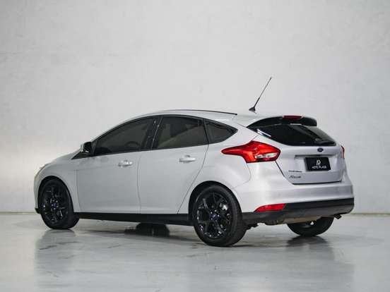 FORD-FOCUS-2.0 SE PLUS 16V FLEX 4P POWERSHIFT FORD-FOCUS-2017