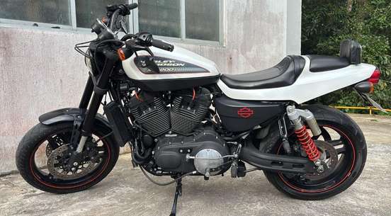 HARLEY-DAVIDSON-SPORTSTER XR 1200X-2012