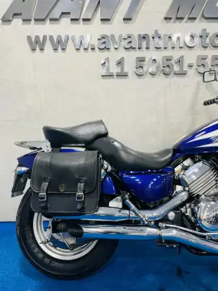 HONDA-750 MAGNA-1995