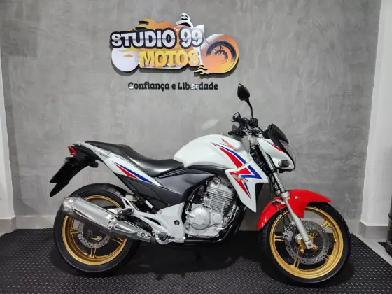 HONDA CB 300R 