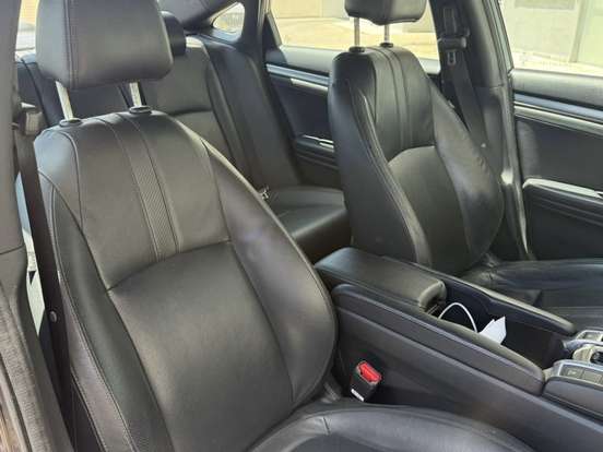 HONDA-CIVIC-2018