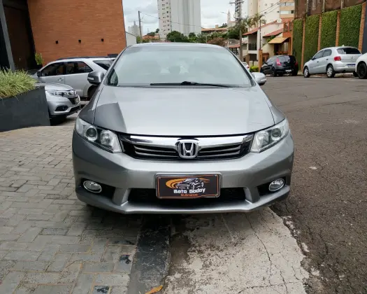 HONDA CIVIC 2.0 LXR 16V FLEX 4P AUTOMÁTICO HONDA CIVIC 2.0 LXR 16V FLEX 4P AUTOMÁTICO