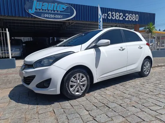 HYUNDAI HB20 1.6 COMFORT PLUS 16V FLEX 4P AUTOMÁTICO