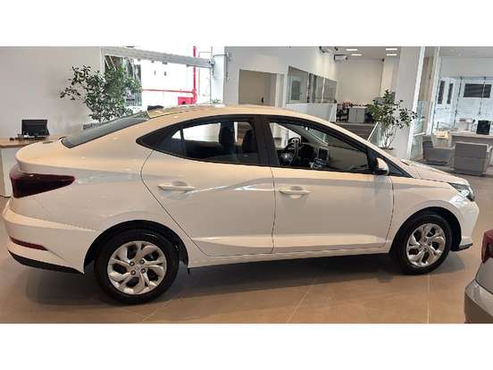 HYUNDAI-HB20S-2025