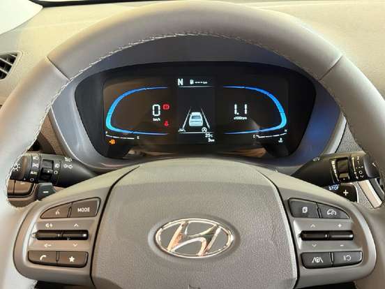 HYUNDAI-HB20S-2025