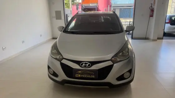 HYUNDAI HB20X 1.6 16V PREMIUM FLEX 4P AUTOMÁTICO