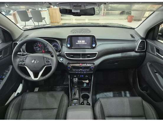 HYUNDAI-TUCSON-2024