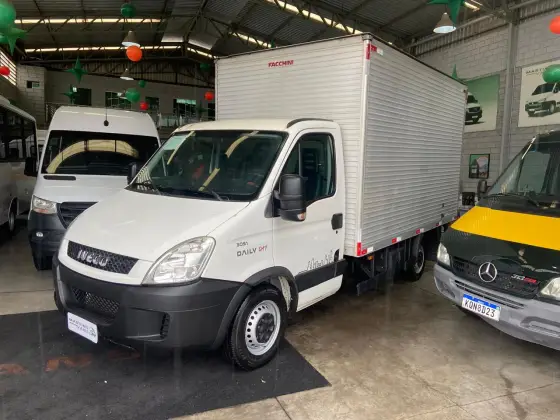 IVECO DAILY 2.3  HPI DIESEL 30S13 CHASSI MANUAL
