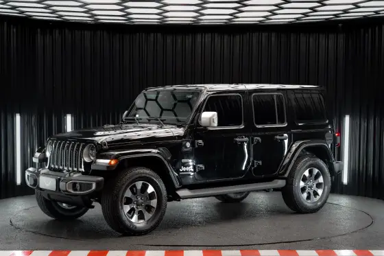 JEEP WRANGLER 2.0 TURBO GASOLINA SAHARA 4P 4X4 AT8