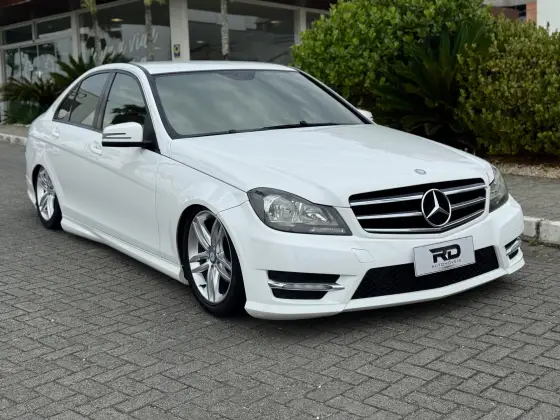 MERCEDES-BENZ C 180 1.6 CGI SPORT 16V TURBO GASOLINA 4P AUTOMÁTICO MERCEDES-BENZ C 180 1.6 CGI SPORT 16V TURBO GASOLINA 4P AUTOMÁTICO