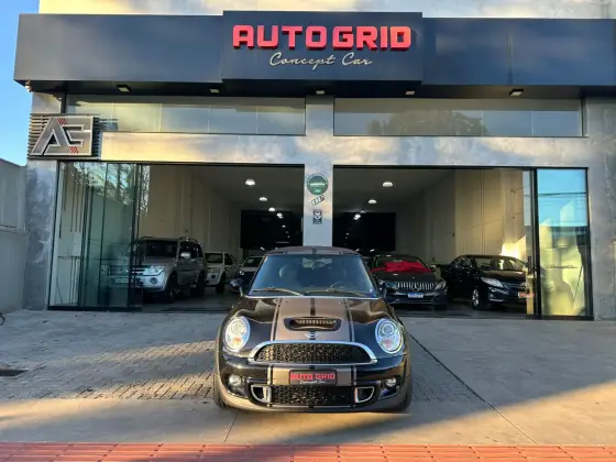 MINI COOPER 1.6 JOHN COOPER WORKS CABRIO 16V GASOLINA 2P AUTOMÁTICO MINI COOPER 1.6 JOHN COOPER WORKS CABRIO 16V GASOLINA 2P AUTOMÁTICO