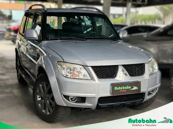 MITSUBISHI PAJERO TR4 2.0 4X2 16V 140CV FLEX 4P AUTOMÁTICO
