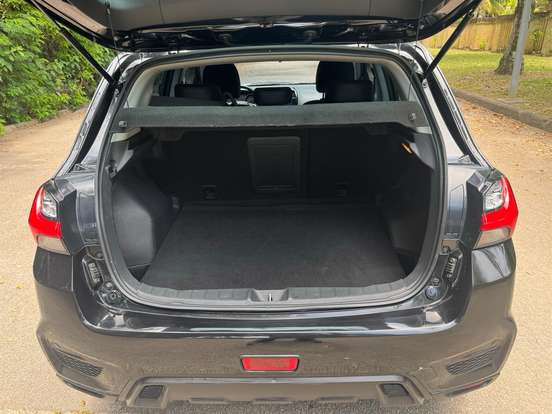 MITSUBISHI-OUTLANDER SPORT-2.0 MIVEC FLEX HPE AWD AUTOMÁTICO MITSUBISHI-OUTLANDER SPORT-2021