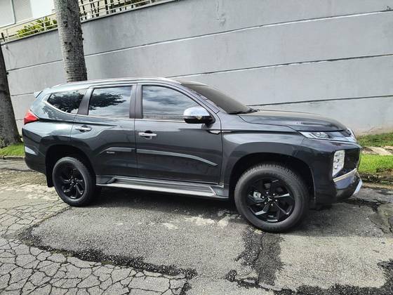 MITSUBISHI PAJERO SPORT 2.4 16V MIVEC TURBO DIESEL HPE-S AWD AUTOMÁTICO