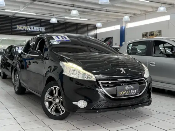 PEUGEOT 208 1.6 GRIFFE 16V FLEX 4P AUTOMÁTICO PEUGEOT 208 1.6 GRIFFE 16V FLEX 4P AUTOMÁTICO
