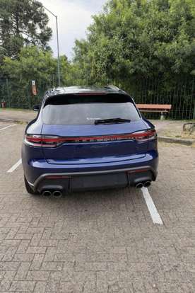 PORSCHE-MACAN-2023