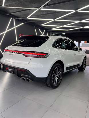 PORSCHE-MACAN-2024