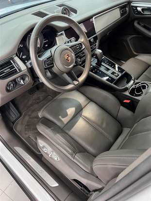 PORSCHE-MACAN-2024