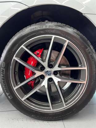 PORSCHE-MACAN-2024