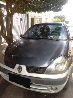 RENAULT-CLIO-2003