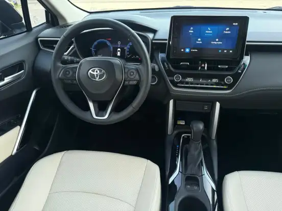 TOYOTA-COROLLA CROSS-2024