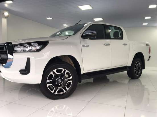 TOYOTA-HILUX-2.8 D-4D TURBO DIESEL CHASSI 4X4 MANUAL TOYOTA-HILUX-2025