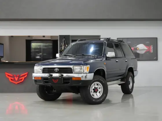 TOYOTA HILUX SW4 2.8 4X4 8V DIESEL 4P MANUAL