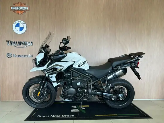 TRIUMPH TIGER 1200 XCX TRIUMPH TIGER 1200 XCX