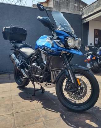 TRIUMPH-TIGER EXPLORER XCX-2017