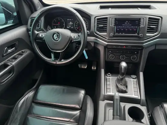 VOLKSWAGEN-AMAROK-2023