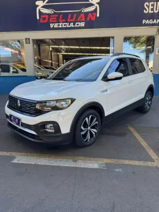 VOLKSWAGEN T-CROSS 1.0 200 TSI TOTAL FLEX AUTOMÁTICO VOLKSWAGEN T-CROSS 1.0 200 TSI TOTAL FLEX AUTOMÁTICO