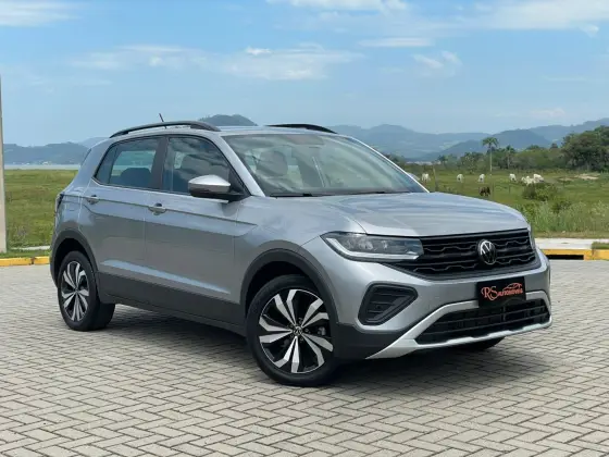 VOLKSWAGEN T-CROSS 1.0 200 TSI TOTAL FLEX AUTOMÁTICO VOLKSWAGEN T-CROSS 1.0 200 TSI TOTAL FLEX AUTOMÁTICO