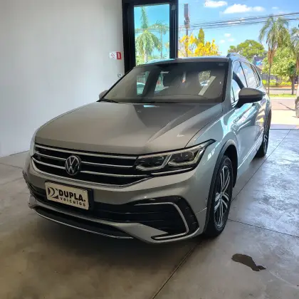 VOLKSWAGEN TIGUAN 2.0 300 TSI GASOLINA ALLSPACE R-LINE AUTOMÁTICO