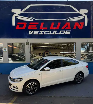 VOLKSWAGEN VIRTUS 1.0 200 TSI HIGHLINE AUTOMÁTICO