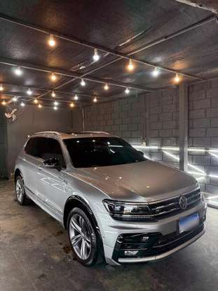 VOLKSWAGEN-TIGUAN-2021