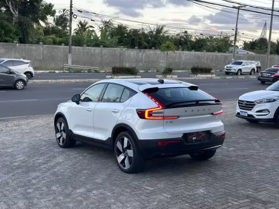 VOLVO-C40-P8 RECHARGE TWIN ELECTRIC ULTIMATE AWD VOLVO-C40-2023