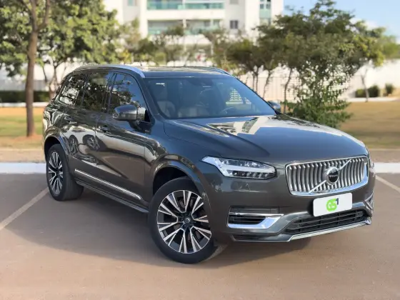 VOLVO XC90 2.0 T8 HYBRID MOMENTUM AWD GEARTRONIC
