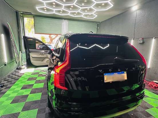 VOLVO-XC90-2.0 T6 GASOLINA MOMENTUM AWD GEARTRONIC VOLVO-XC90-2019
