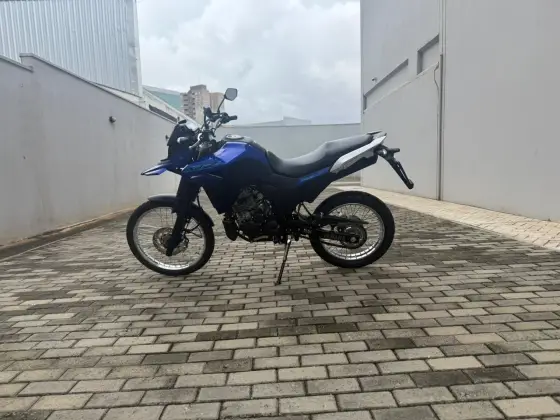 YAMAHA XTZ 250 LANDER CONNECTED 