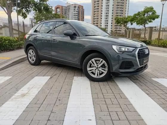 AUDI Q3 1.4 35 TFSI GASOLINA PRESTIGE PLUS S TRONIC