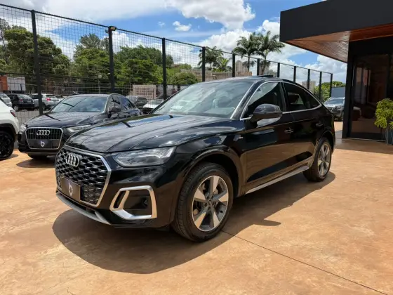 AUDI Q5 2.0 55 TFSIE PHEV PERFORMANCE BLACK QUATTRO S TRONIC AUDI Q5 2.0 55 TFSIE PHEV PERFORMANCE BLACK QUATTRO S TRONIC