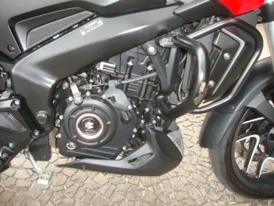 BAJAJ-DOMINAR 400 BAJAJ-DOMINAR 400-2025